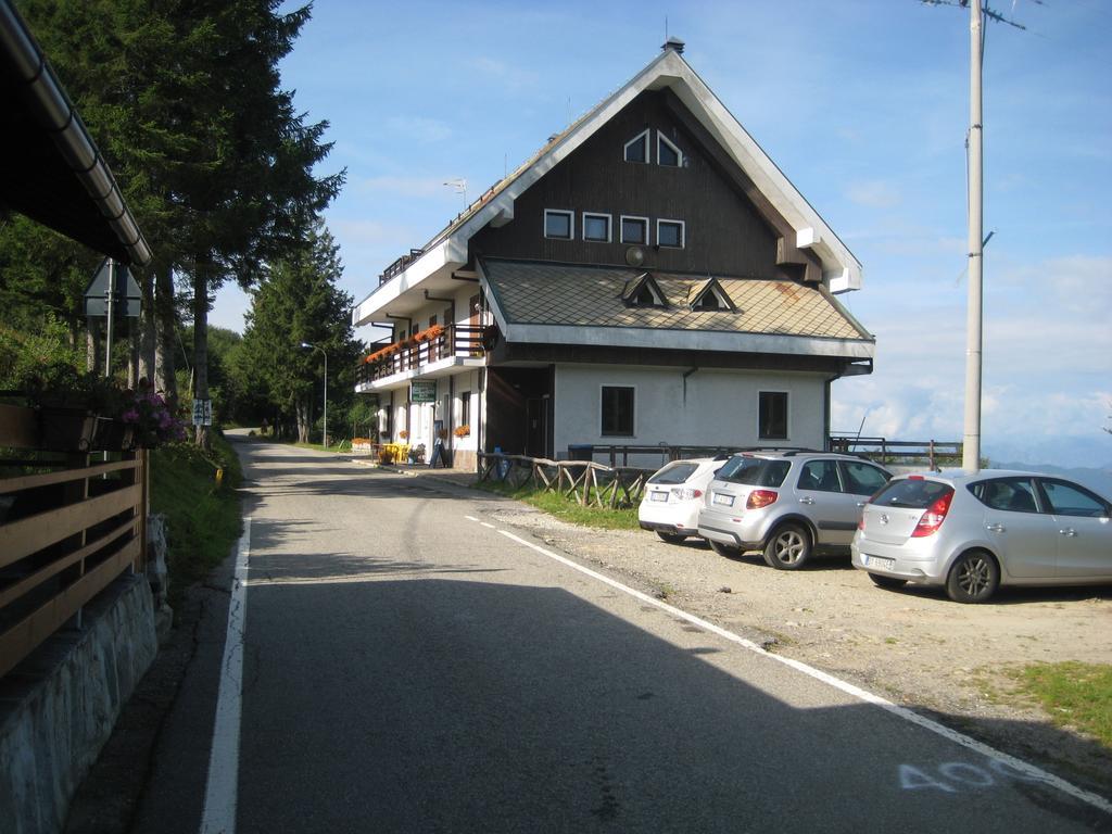 Albergo Casa Della Neve Stresa Exterior foto